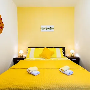 Nedo Apartman Sveti Filip i Jakov